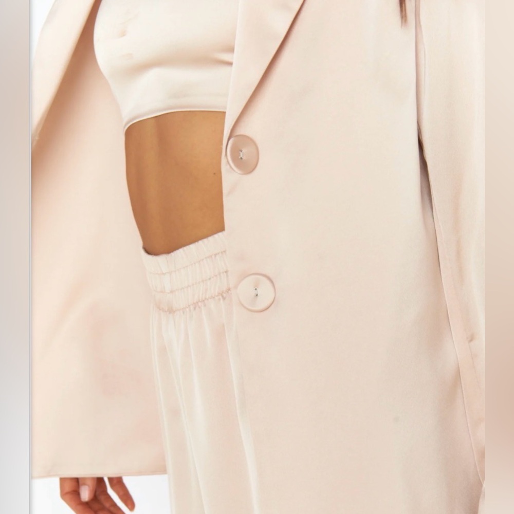 Show Me Your MuMu Cream Blazer & Suit Set - Picture 2 of 5